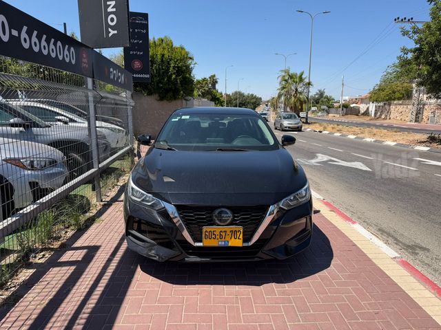 ניסאן סנטרה
