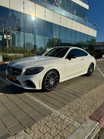 מודעת רכב מרצדס-בנץ C-class