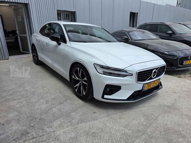 וולוו S60