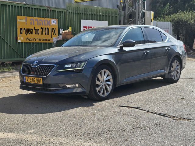 מודעת רכב סקודה סופרב