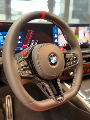 ב מ וו M4