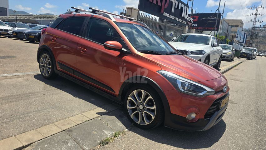 יונדאי I20 קרוס