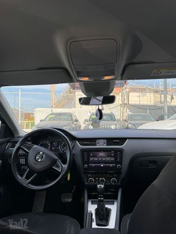 סקודה אוקטביה