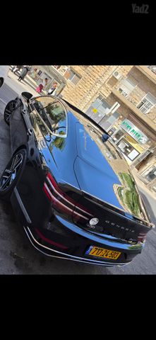 מודעת רכב ג'נסיס G80