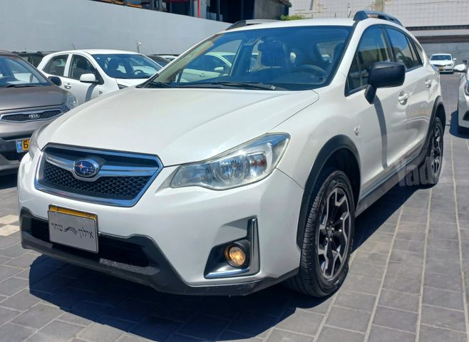 מודעת רכב סובארו XV