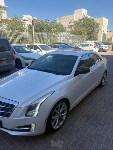מודעת רכב קאדילק ATS