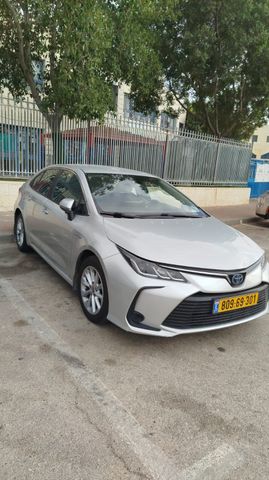 מודעת רכב טויוטה קורולה