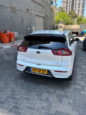 קיה נירו