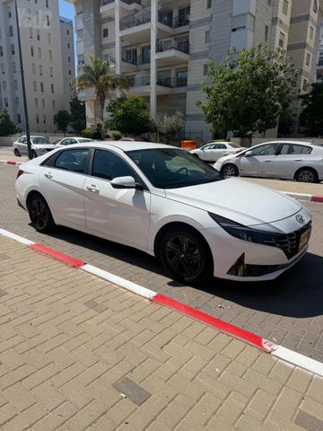 יונדאי אלנטרה