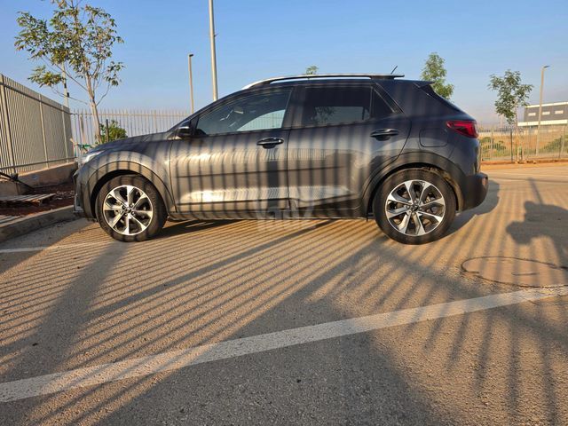 מודעת רכב קיה סטוניק