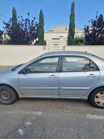 מודעת רכב טויוטה קורולה