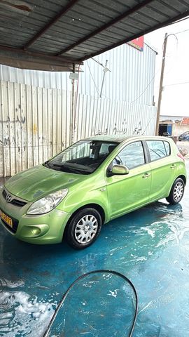מודעת רכב יונדאי i20
