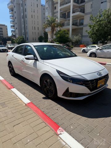 יונדאי אלנטרה