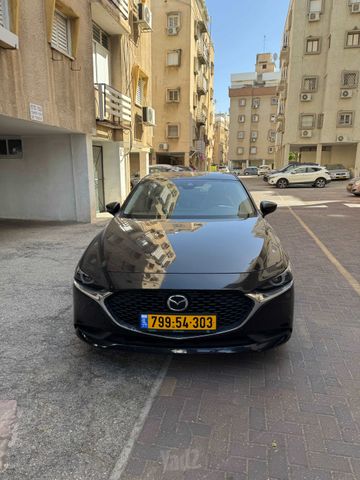 מודעת רכב מאזדה 3