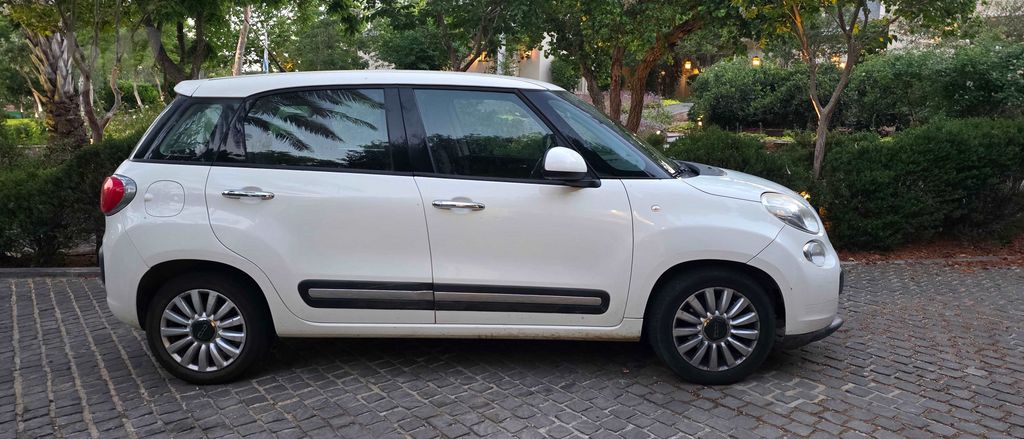 מודעת רכב פיאט 500L