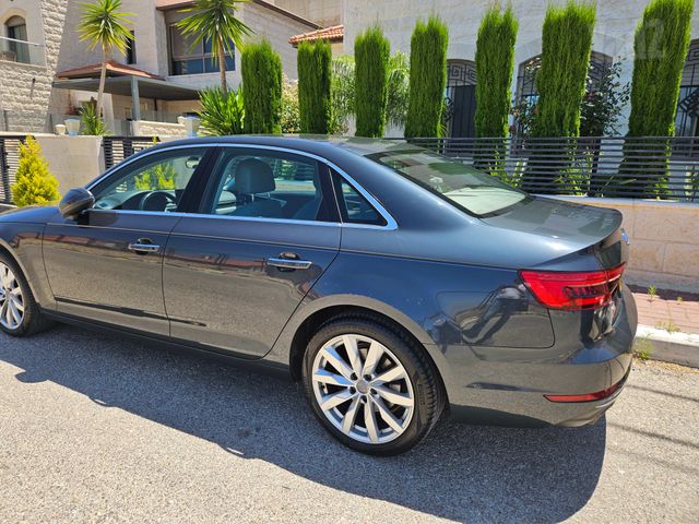 אאודי A4