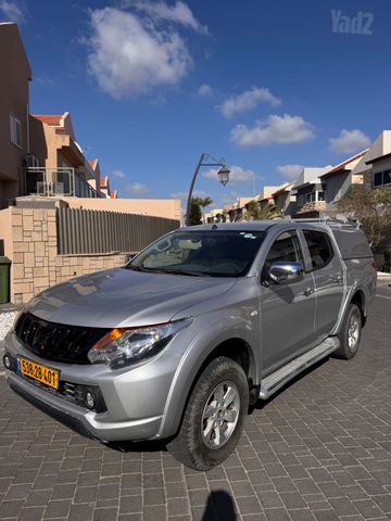 מודעת רכב מיצובישי טרייטון / L200