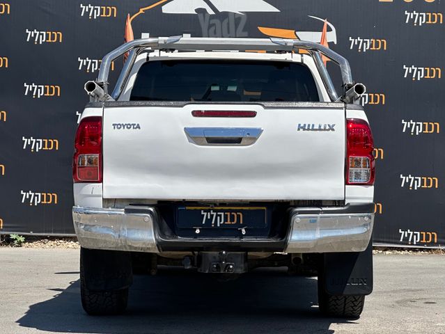 טויוטה היילקס