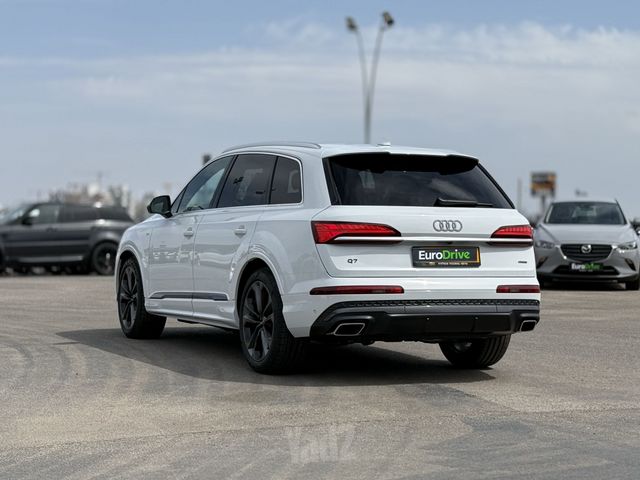 אאודי Q7