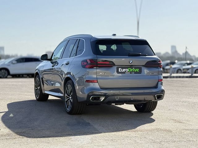 ב מ וו X5