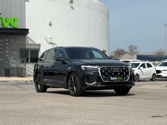 אאודי Q7