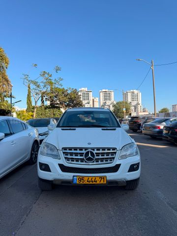 מודעת רכב מרצדס-בנץ ML