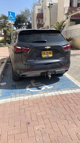 מודעת רכב שברולט בלייזר
