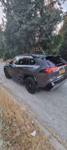 מודעת רכב טויוטה RAV4