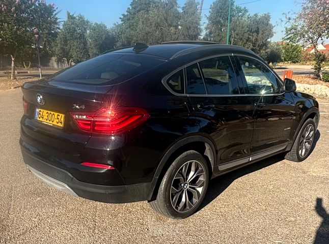 ב מ וו X4