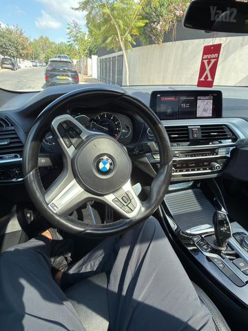 ב מ וו X4