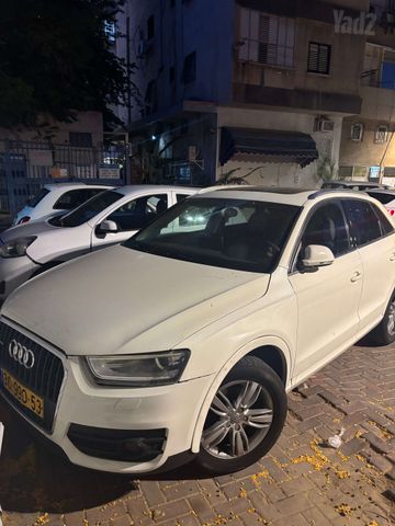 אאודי Q3