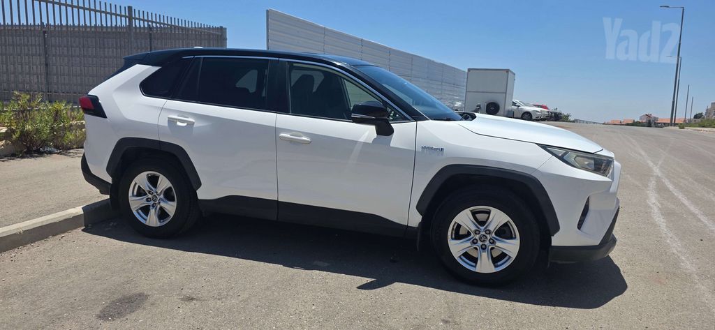 טויוטה RAV4