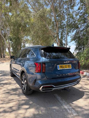 קיה סורנטו