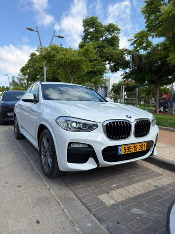 ב מ וו X4