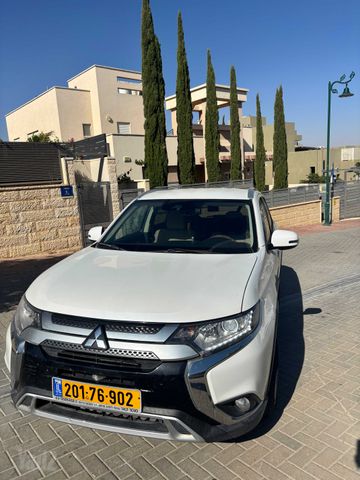 מודעת רכב מיצובישי אאוטלנדר