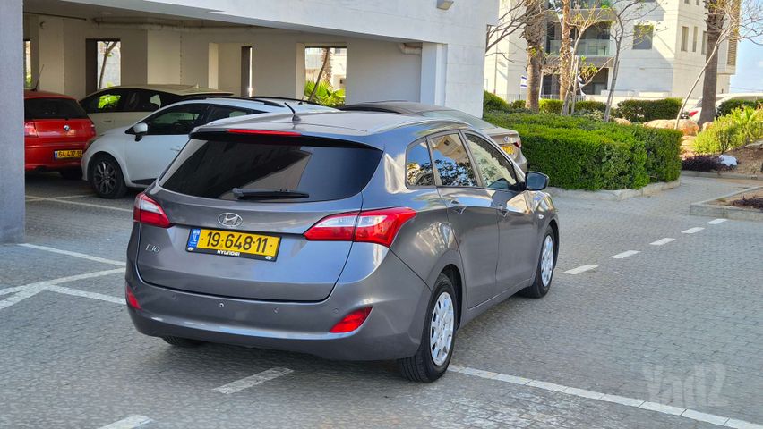 יונדאי i30