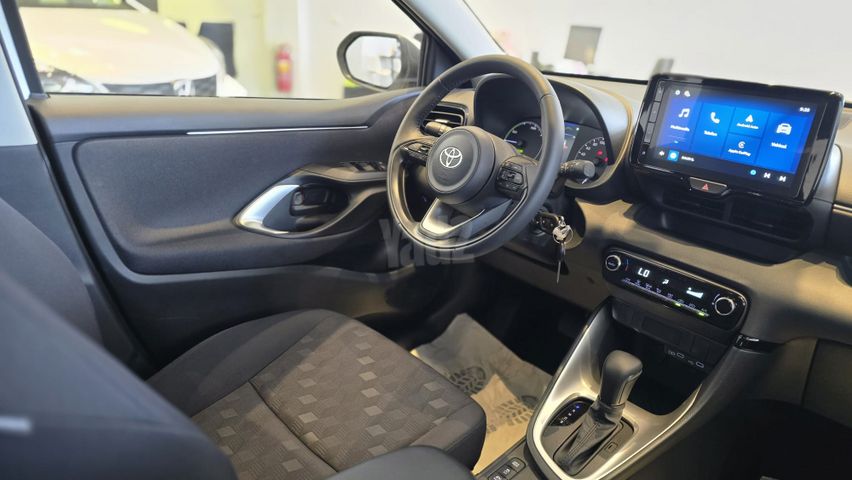 טויוטה יאריס
