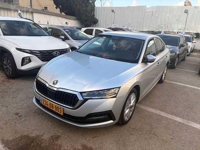 סקודה אוקטביה