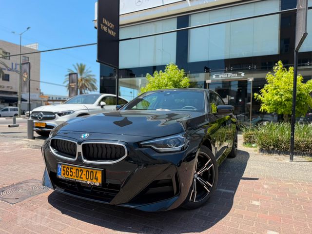 מודעת רכב ב מ וו סדרה 2