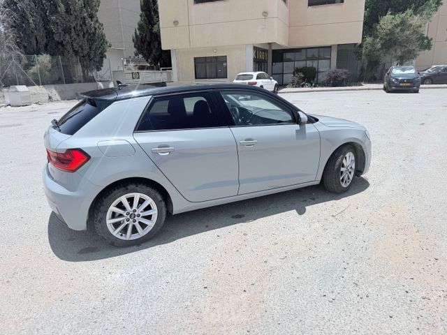 מודעת רכב אאודי A1