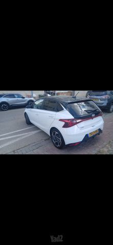 יונדאי i20