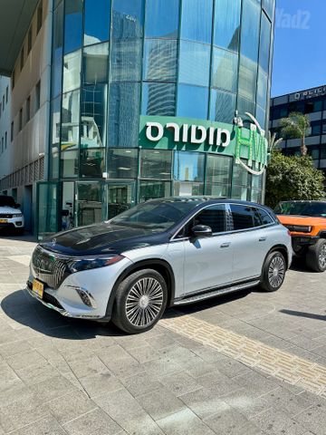 מודעת רכב מרצדס-בנץ EQS SUV