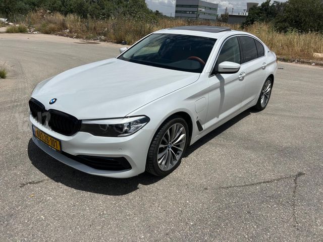 מודעת רכב ב מ וו סדרה 5