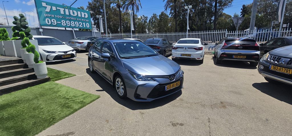 טויוטה קורולה