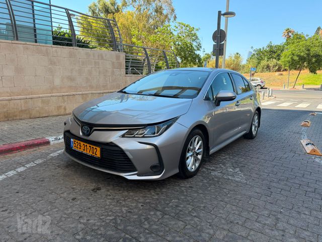 מודעת רכב טויוטה קורולה