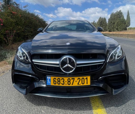 מודעת רכב מרצדס-בנץ E-class