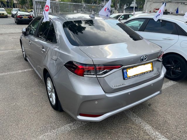 טויוטה קורולה