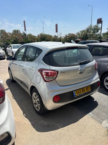 יונדאי i10