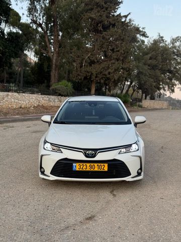 מודעת רכב טויוטה קורולה