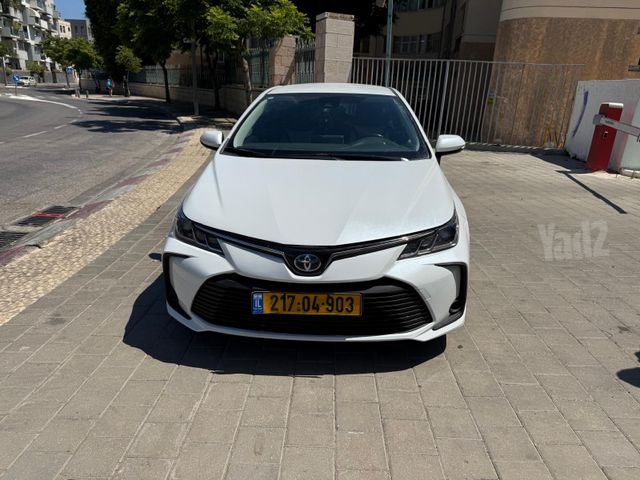 מודעת רכב טויוטה קורולה